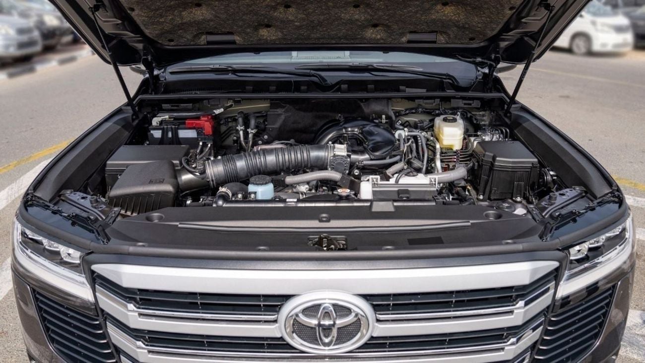 Toyota Land Cruiser TOYOTA LANDCRUSIER LC300 VX 4.0 PETROL TWIN TURBO