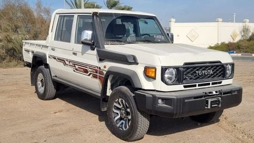 تويوتا لاند كروزر بيك آب LC79 DC 2.8L Z Turbo-Diesel AT 2024YM [AVAILABLE IN WHITE & BEIGE COLOR]
