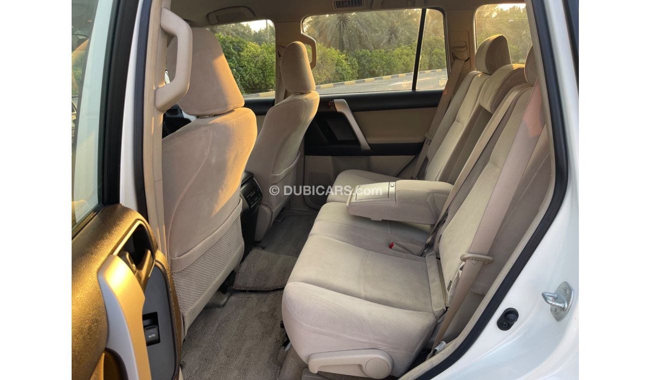 Toyota Prado TOYOTA PRADO Model 2011 GCC  option Excellent Condition
