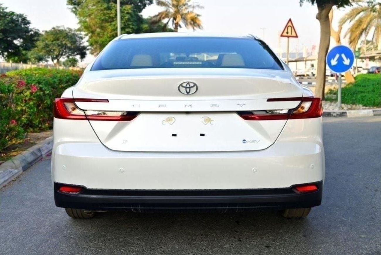 Toyota Camry 2.5L Hybrid Automatic