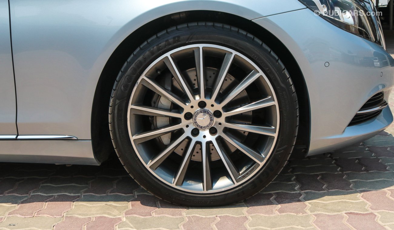 مرسيدس بنز S 550