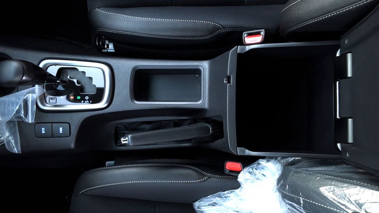 تويوتا هيلوكس GR Sport 2.8L