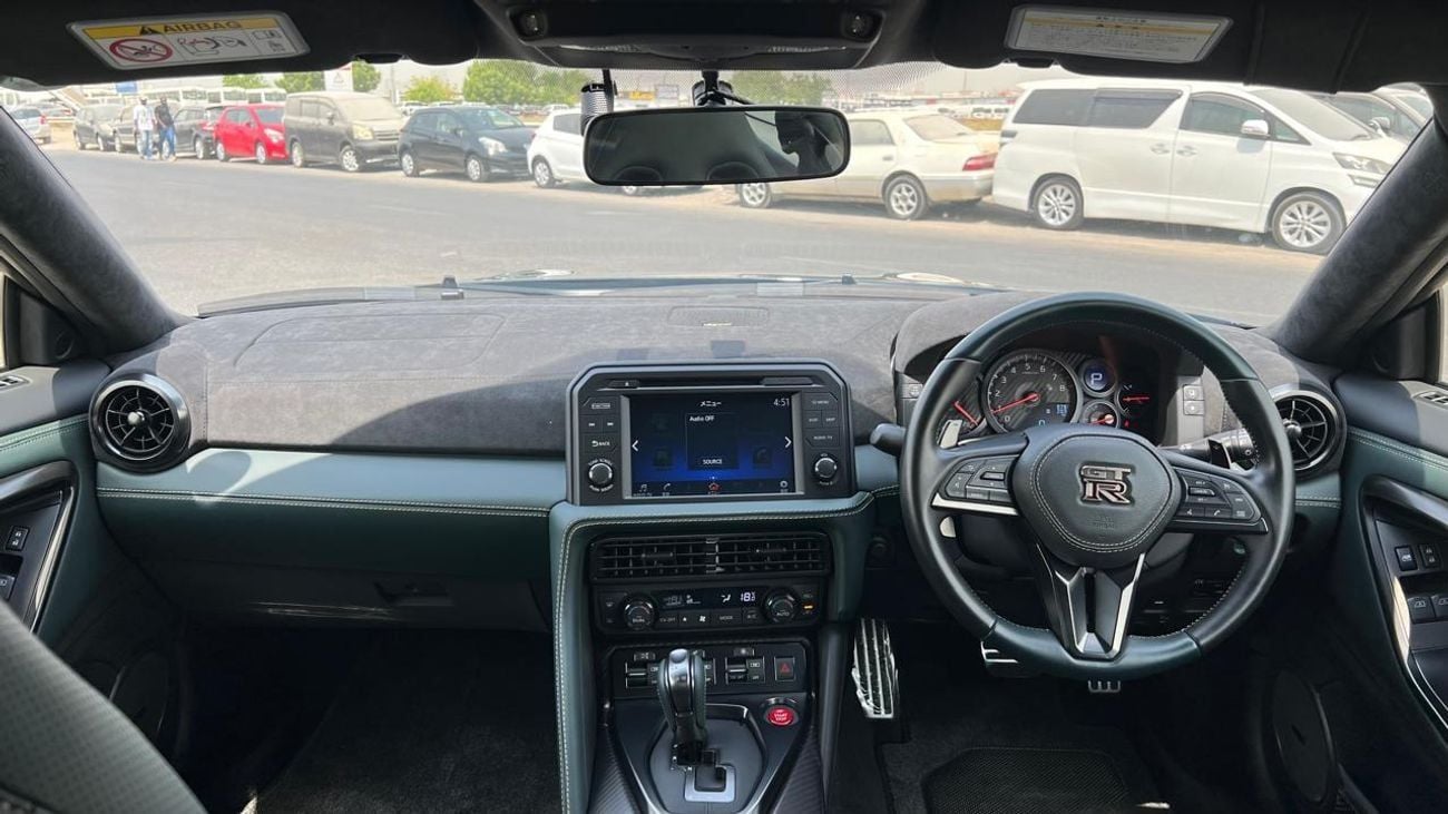 Nissan GTR Premium Edition 3.8L