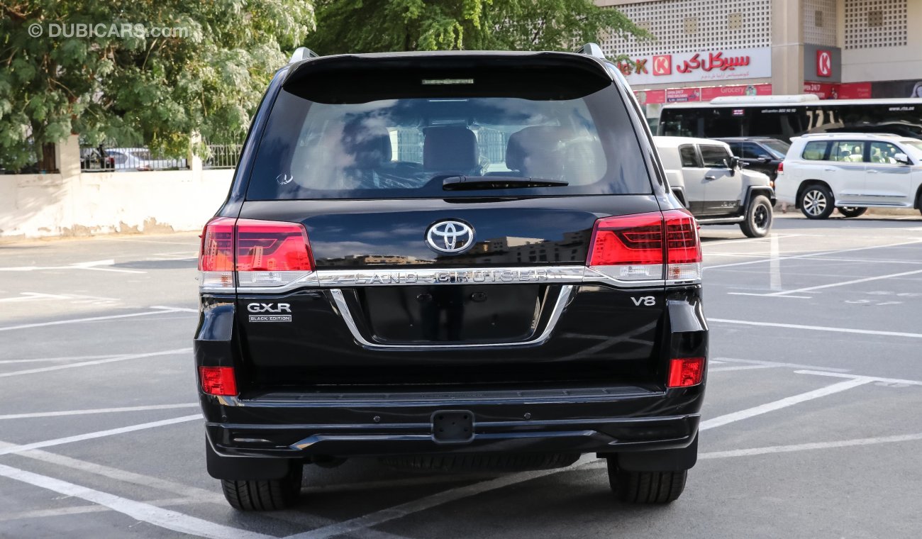 Toyota Land Cruiser 4.5L V8 BLACK EDITION