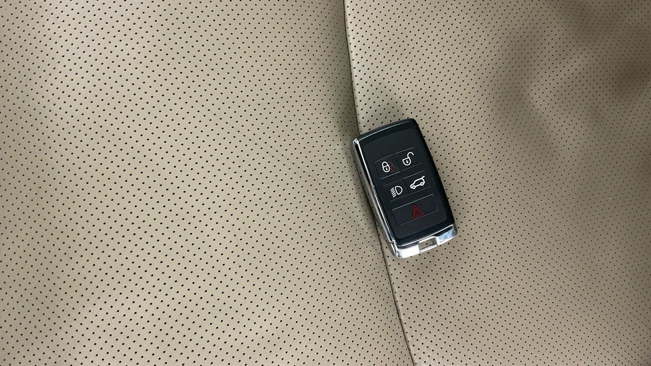 Land Rover Range Rover Vogue | Guaranteed Warranty | 0 Down Payment