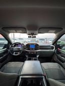 Ford F-150 XLT CREW CAB