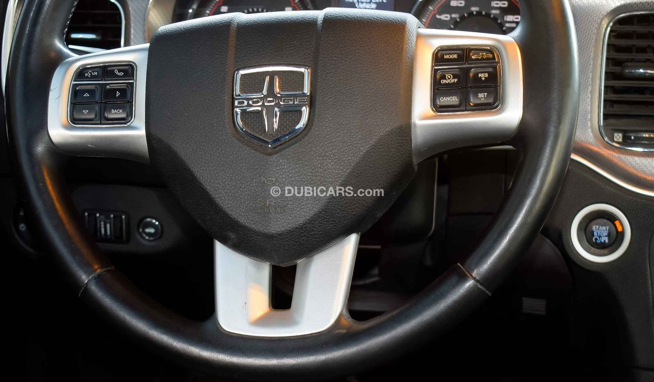 دودج تشارجر 2011 Hemi 5.7 ltr kit SRT8 Full options