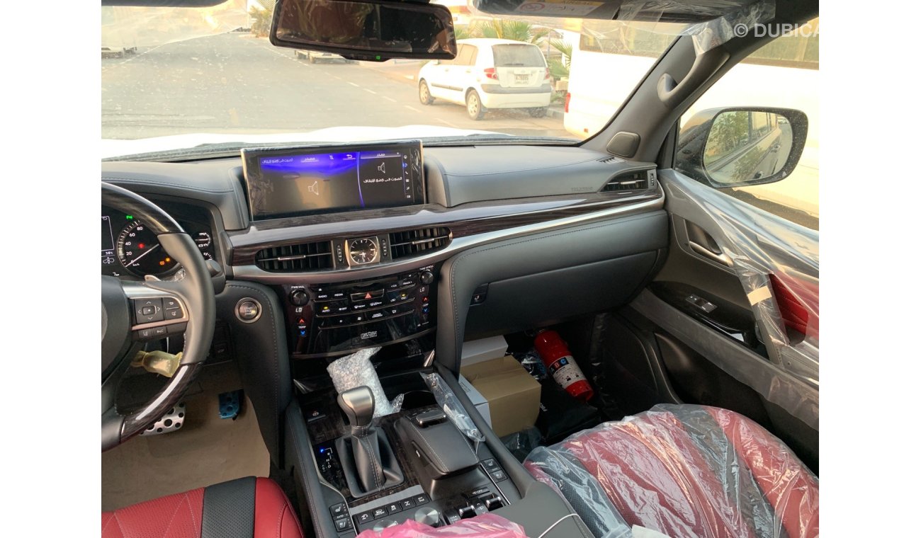 Lexus LX570 BLACK EDITION 2021 GCC ( SOFT CLOSER DOOR / 5 CAMERAS )