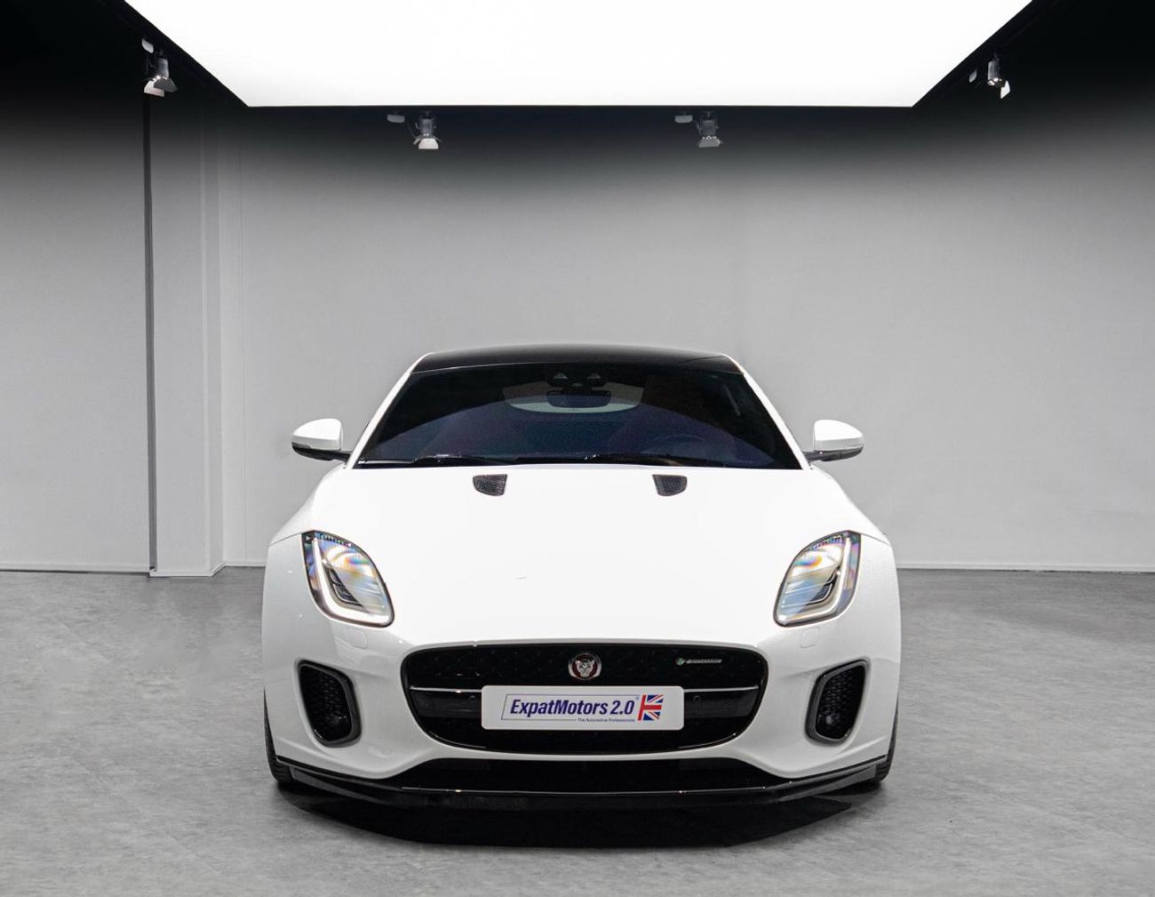 Jaguar F Type R-Dynamic 3.0L (377 HP) Coupe R-Dynamic S/C • 380 BHP V6 • Warranty + Service Contract Available