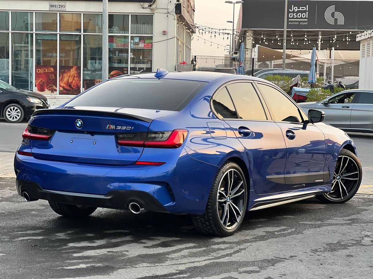 BMW 330i M SPORT