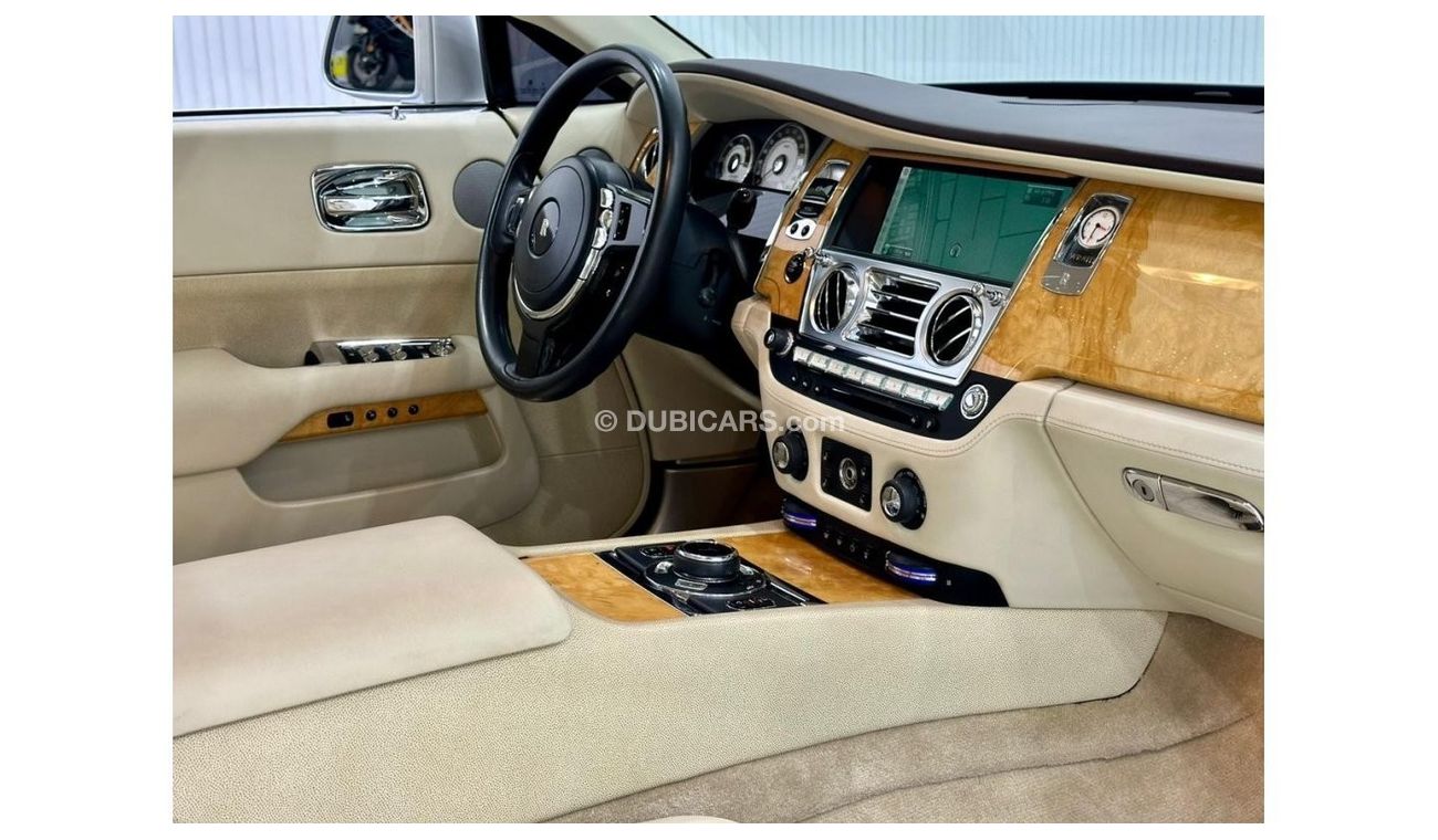 Rolls-Royce Wraith Std 2015 Rolls Royce Wraith, Service History, Low Kms, Excellent Condition, GCC