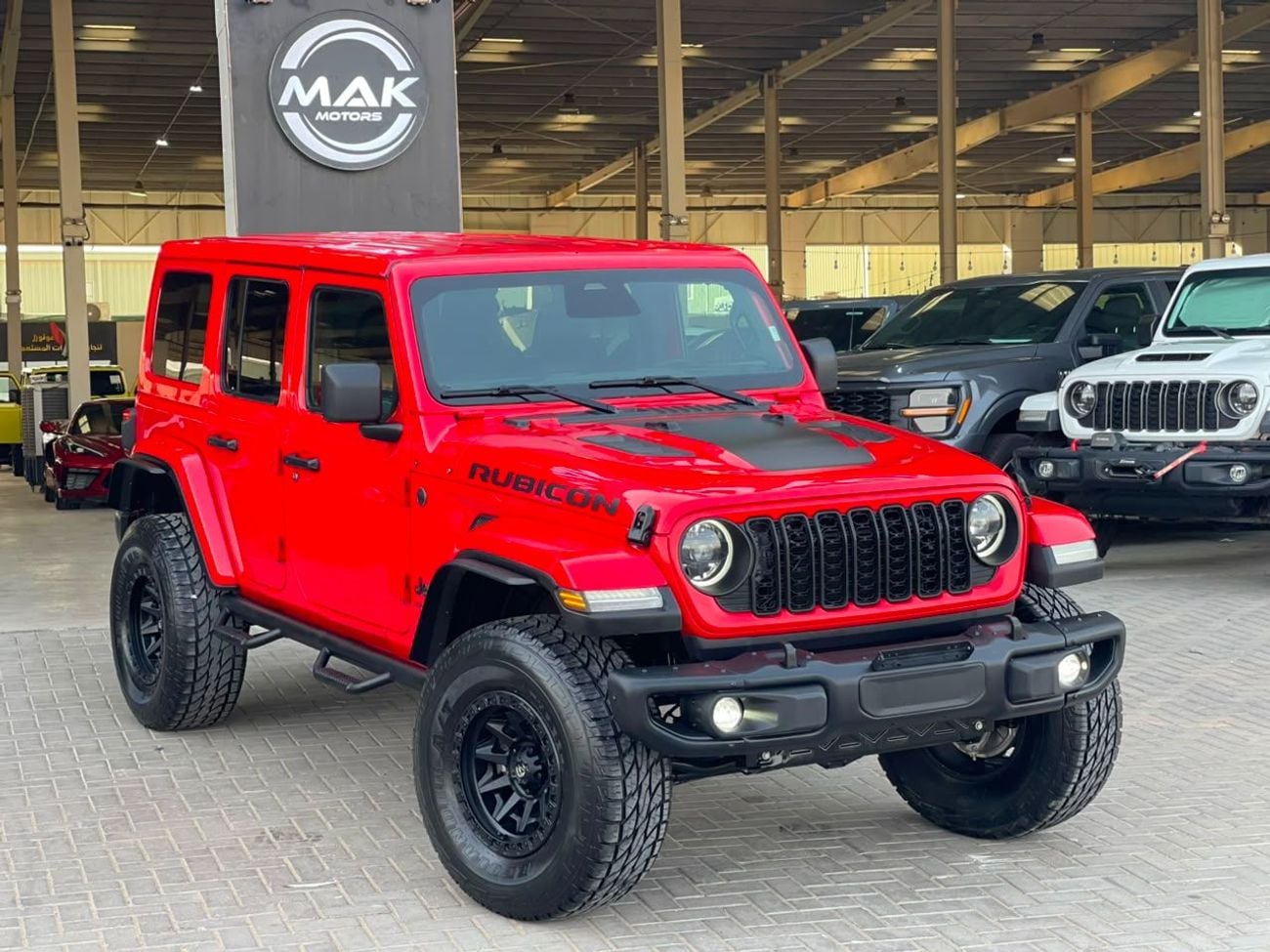 Jeep Wrangler Unlimited SAHARA 1400 MILE ONLY! / LEATHER / FOX SUSPENSION KIT / BEAD-LOCK RIMS / REMOTE START / RADAR