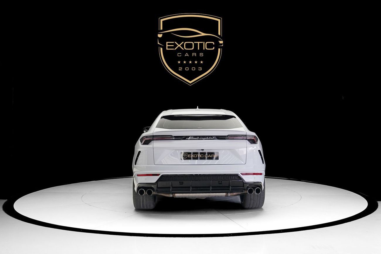 لامبورغيني اوروس STD 4.0T V8