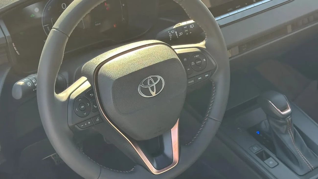 Toyota Corolla Cross Toyota/COROLLA CROSS/TCC01 2.0L Hybrid Elite AT
