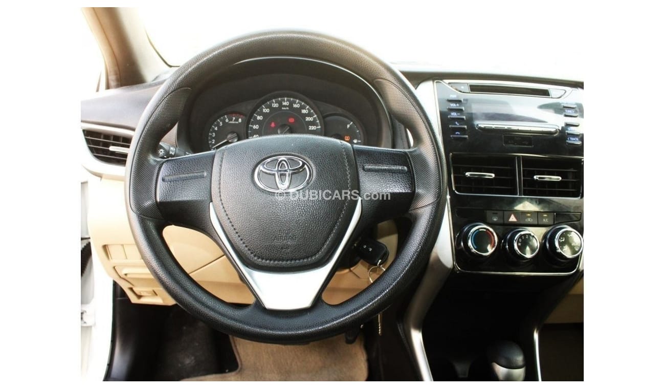 تويوتا يارس تويوتا يارس هاتش باك 2019 خليجي بحالة ممتازة