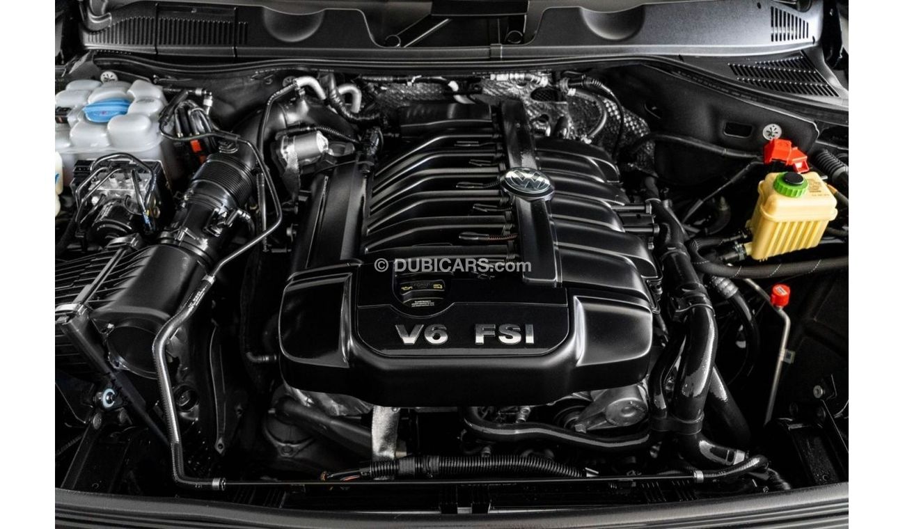 فولكس واجن طوارق 2018 Volkswagen Touareg R-Line / Full Volkswagen Service History