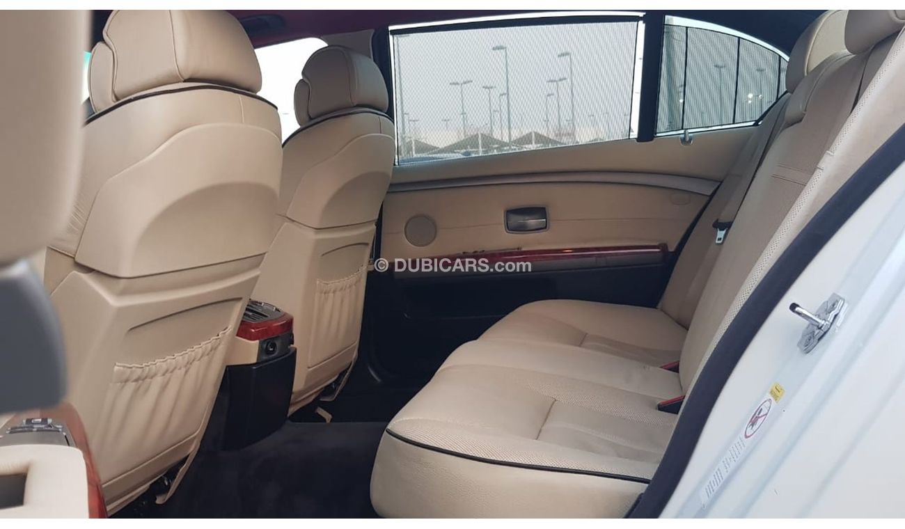BMW 750Li BMW750 model2007 GCC one owner full option low mileage