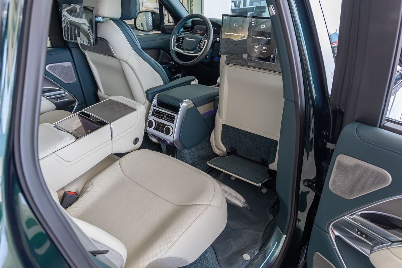 Land Rover Range Rover SV LWB P615 Range Rover | Vogue | SV | GCC | 4.4L Twin-Turbo V8 | SWB | AWD | VIP Rear Seats | 2026