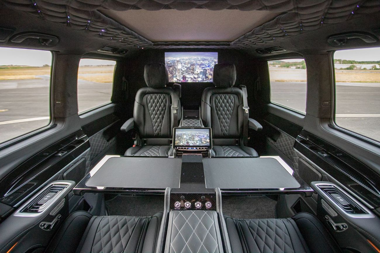 Mercedes-Benz V 300 Senzati GCC VIP Interior. Mercedes-Benz Approved Conversion