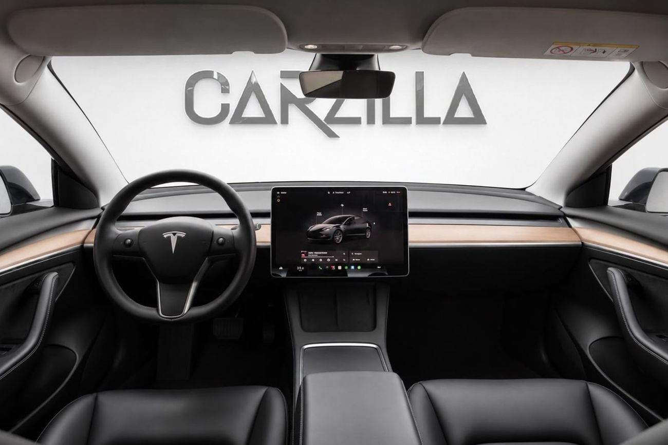 Tesla Model 3 Tesla Model 3 Long Range 2023 l Autopilot l AED 2,350 / Monthly