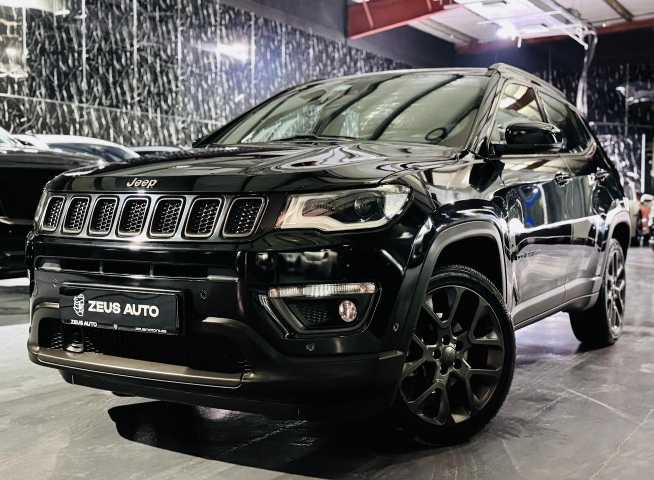 Jeep Compass 2019 JEEP COMPASS S Limited 2.4L ,180hp,6-speed Automatic,GCC Specs With Full Service History
