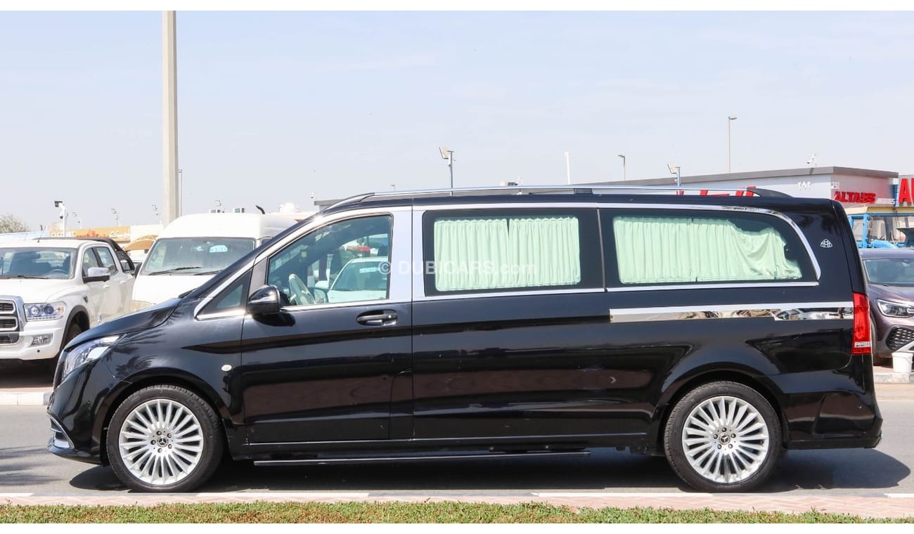 Mercedes Maybach V250 Maybach 2019/GCC/USED VIP Luxury Van.