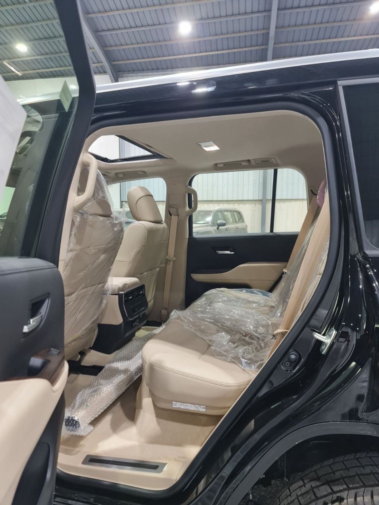 Toyota Land Cruiser GXR 4.0L AT Petrol Full Option GXR