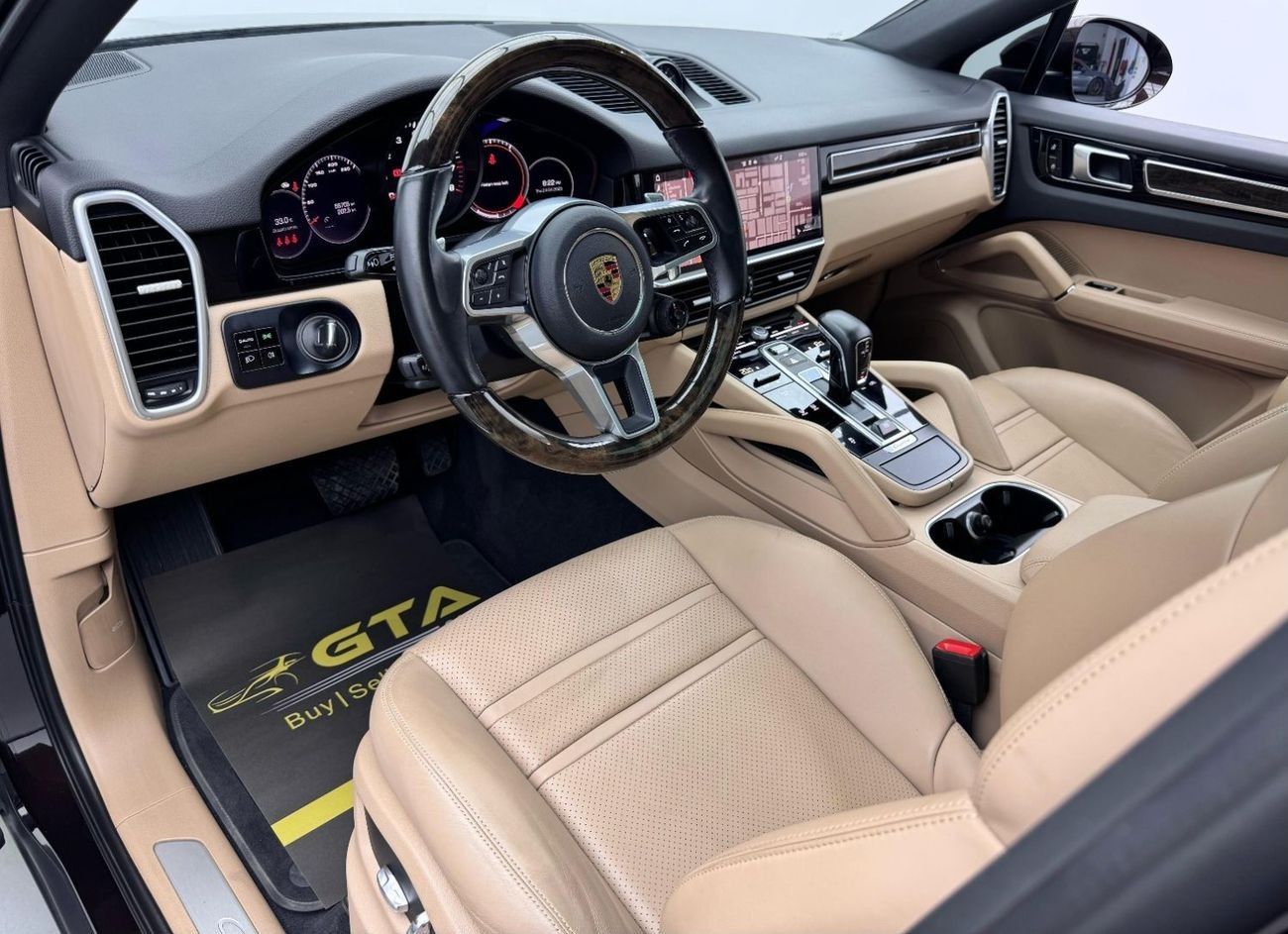 Porsche Cayenne Base Coupe 2021 Porsche Cayenne Coupe, Warranty, Sport Chrono Package, Excellent Condition, GCC