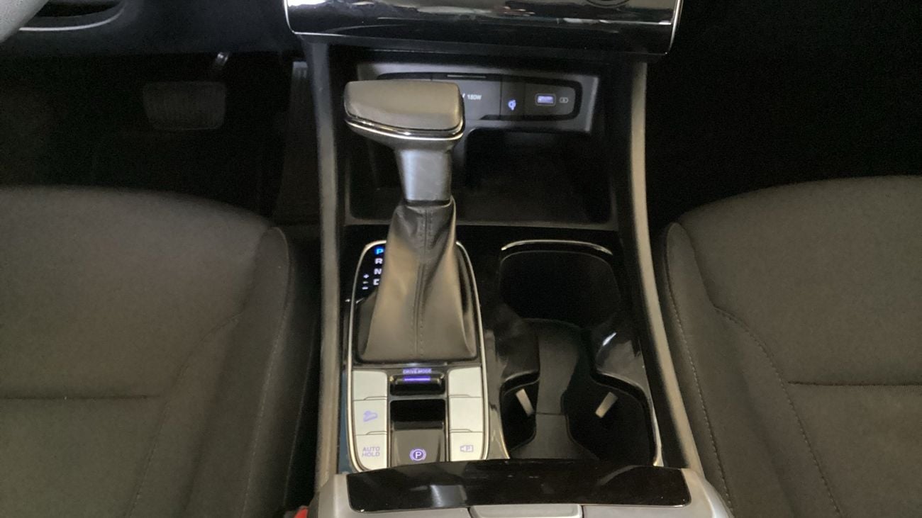 Hyundai Tucson 2.0 AUTO 2WD SMART | Guaranteed Warranty | 0 Down Payment