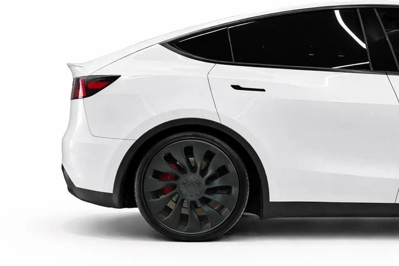 تسلا موديل Y Performance (AWD)