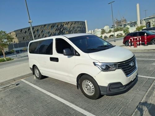 Hyundai H-1 GL