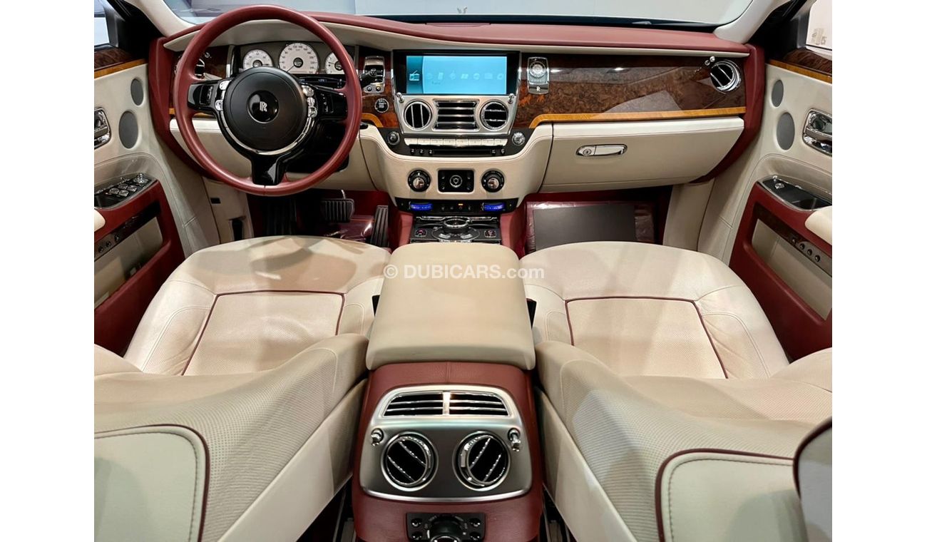 رولز رويس جوست 2014 Rolls Royce Ghost V Edition 4 Buttons LWB, One Years Warranty, Rolls Royce Service History, GCC