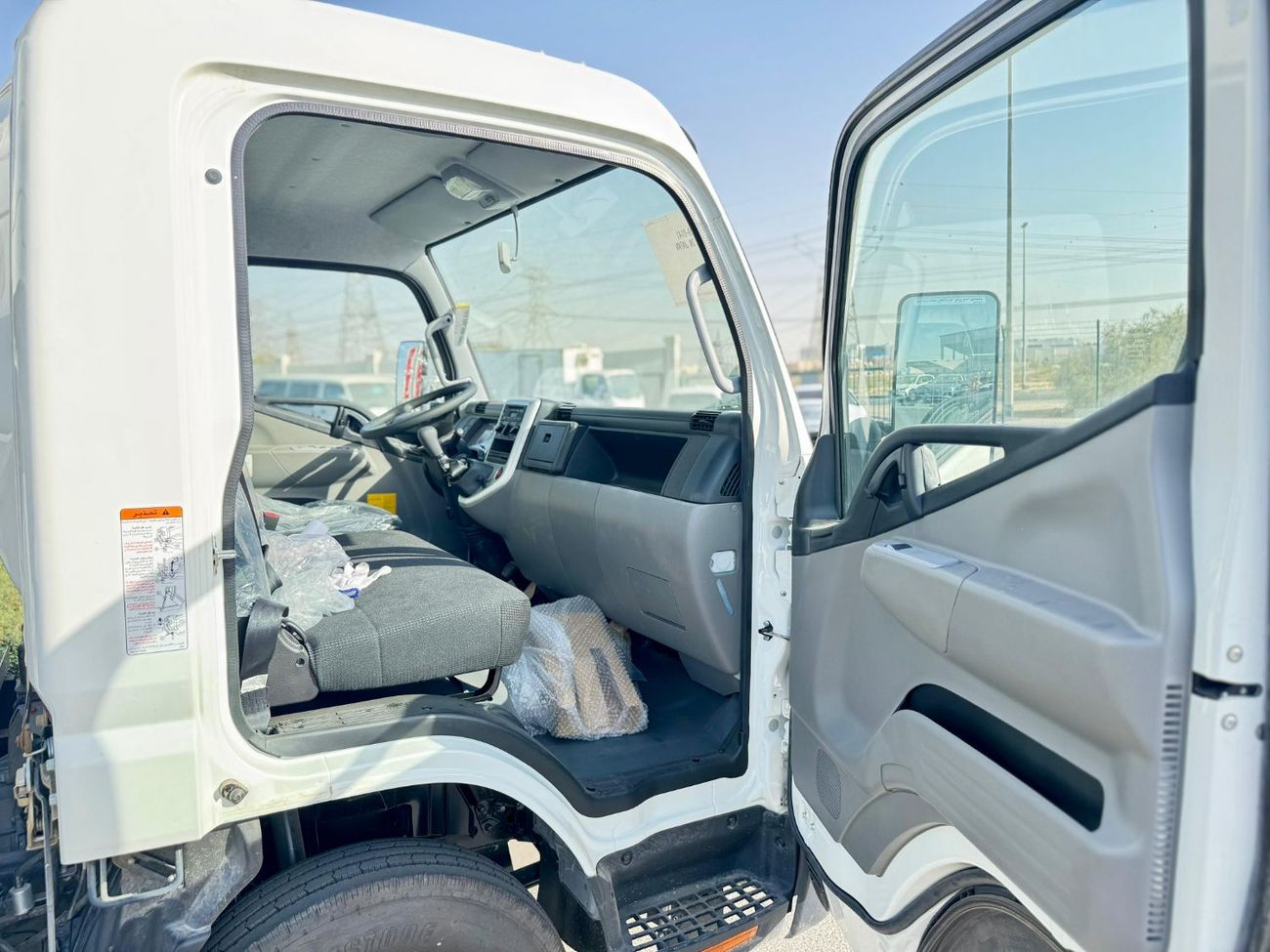 Mitsubishi Fuso Canter Fuso canter 2025  4.2L Diesel