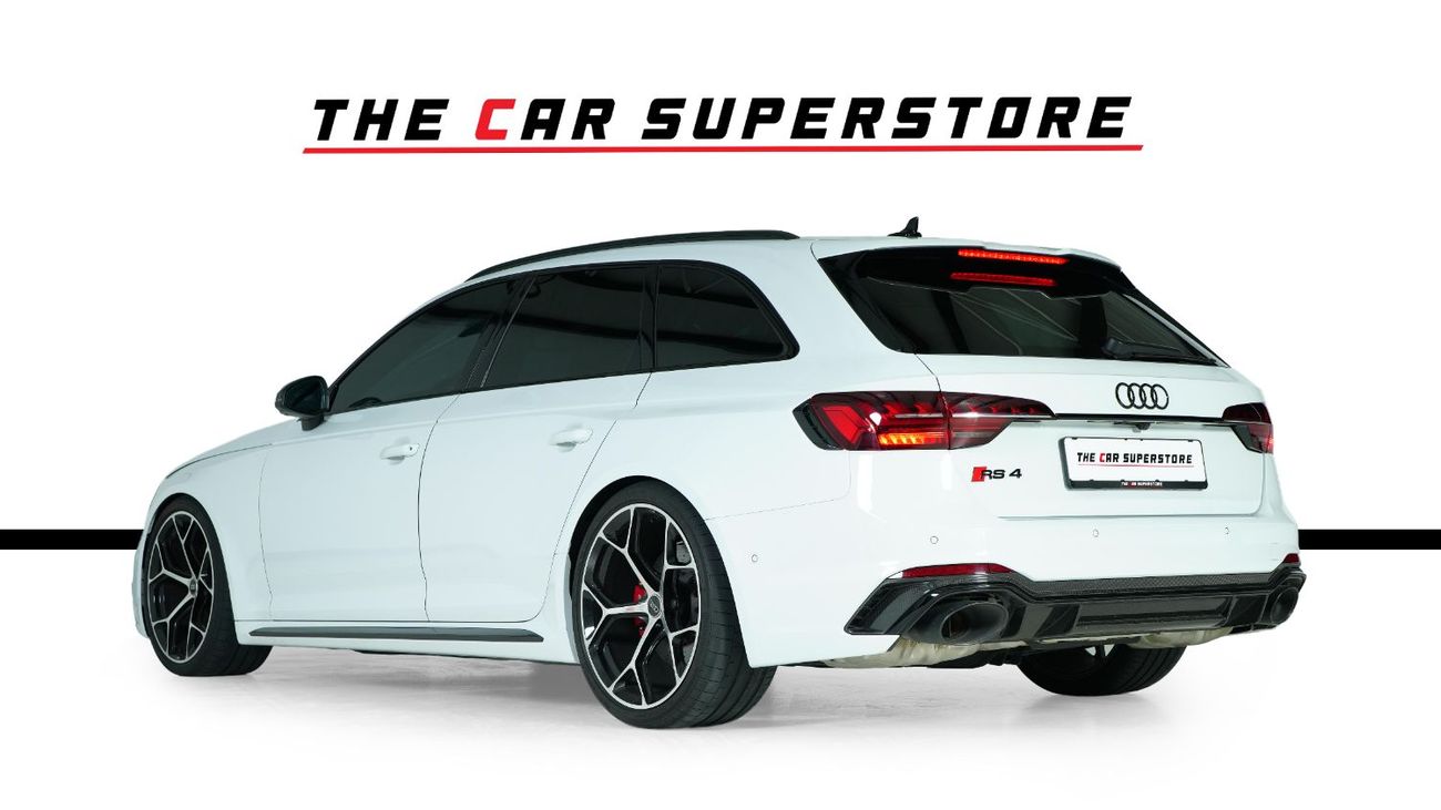 Audi RS4 Station B9 Competition | Very High Option | Audi Warranty & Service | Full Carbon Package