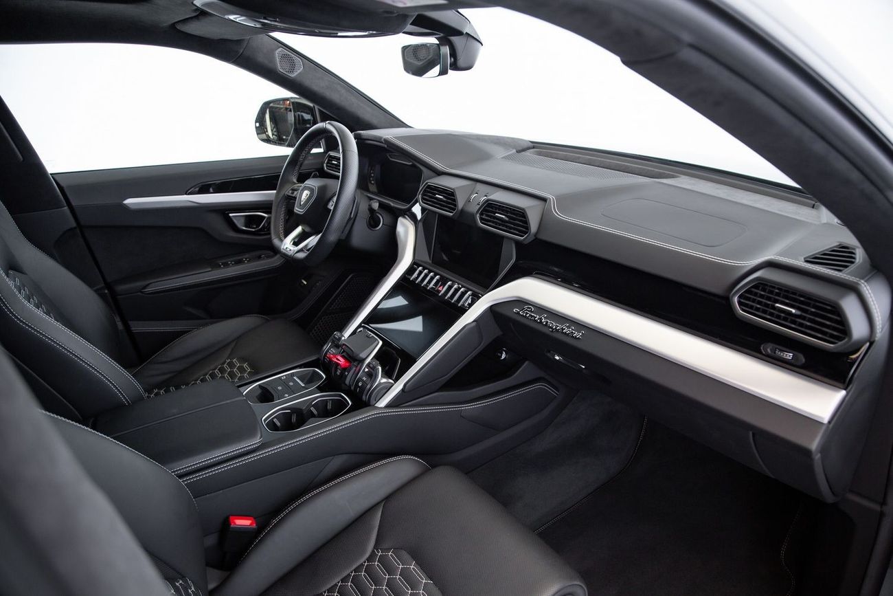 Lamborghini Urus Std