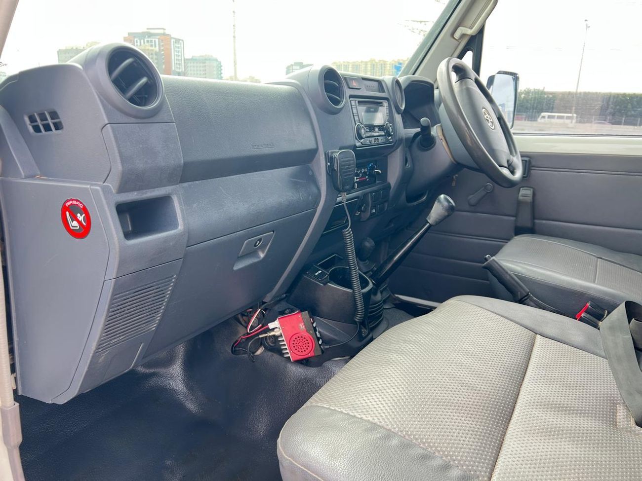 تويوتا لاند كروزر بيك آب RIGHT HAND VEHICLE ONLY FOR EXPORT 4.5L 4WD DIESEL MT