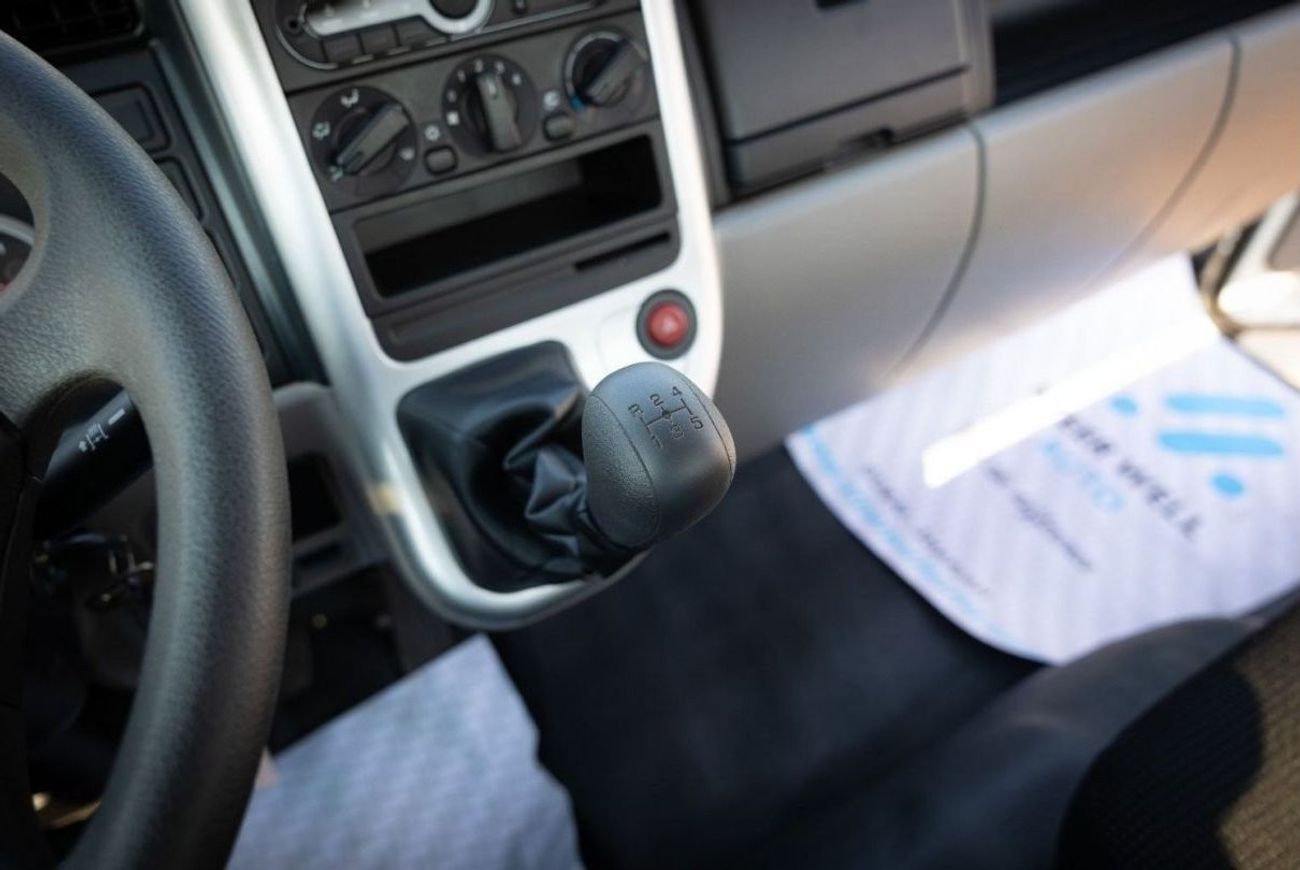 ميتسوبيشي فوسو كانتير Fuso 4.2L M/T 4x2 Diesel Long Chassis | 100L Fuel Tank | POWER STEERING | 2023