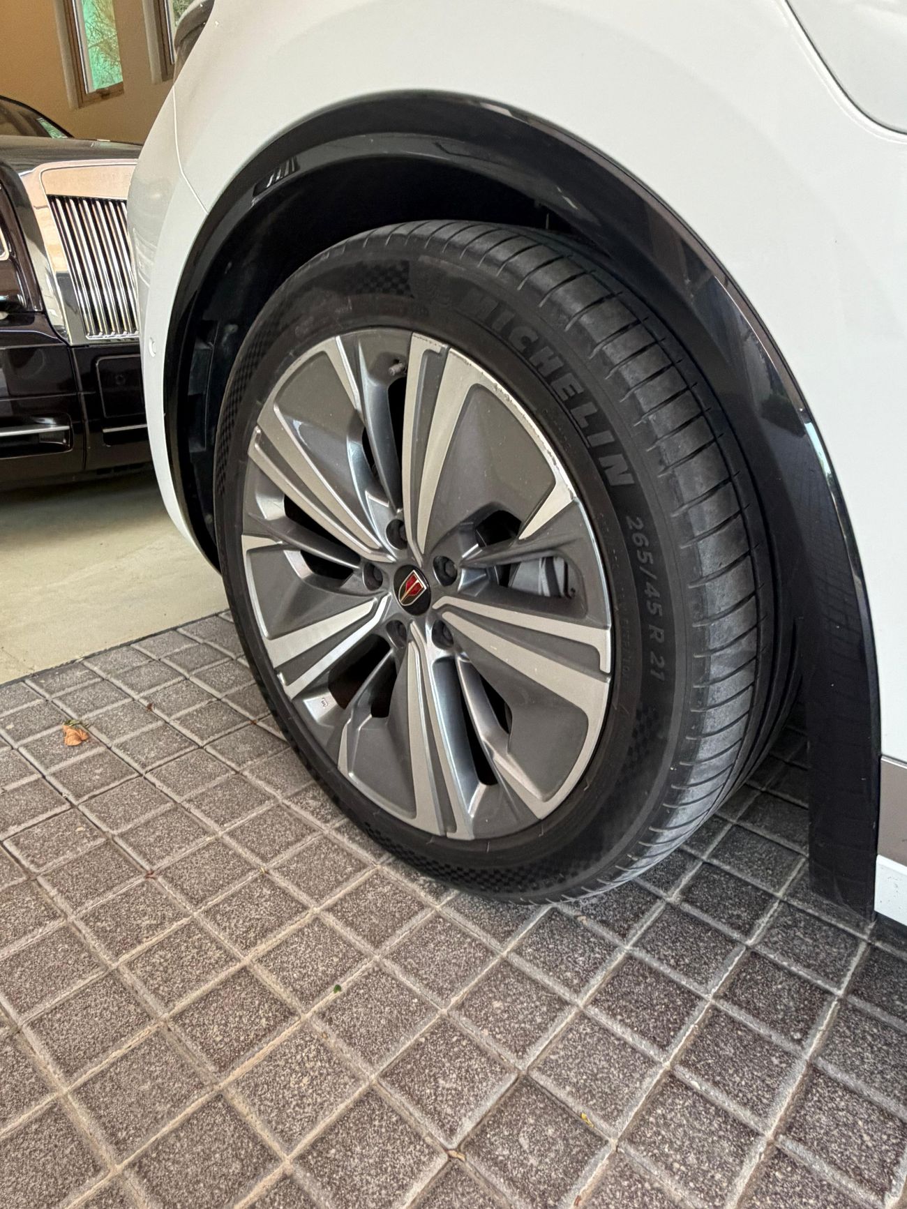 هونغشي EHS9 Executive