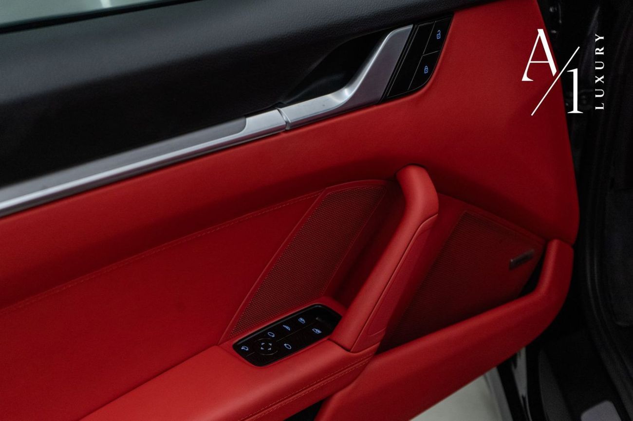 Porsche 911 Carrera S 3.0L (445 HP) Convertible 2020 Porsche 911 Carrera S Cabriolet, Warranty, Carbon Fiber Pac