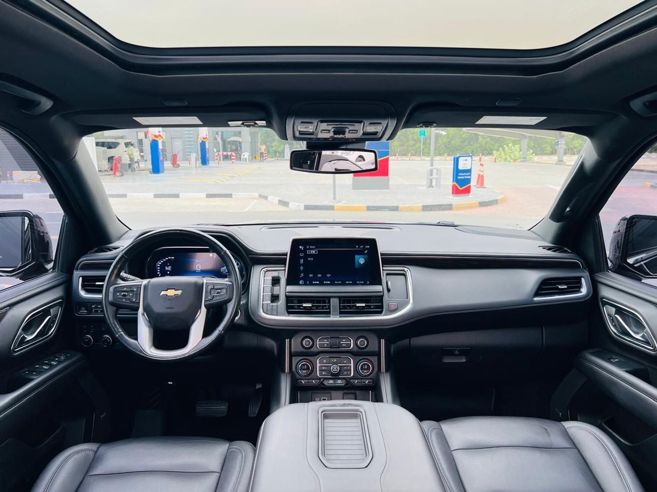 Chevrolet Suburban LT 5.3L 4WD