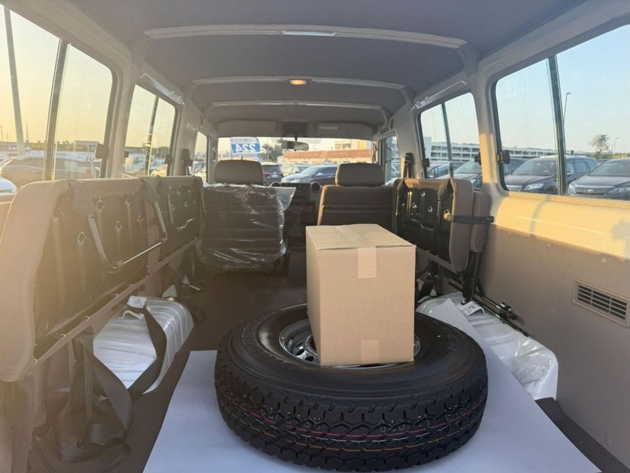 تويوتا لاند كروزر 70 EXPORT ONLY - LC 78- 2.8L - DIESEL - AUTOMATIC