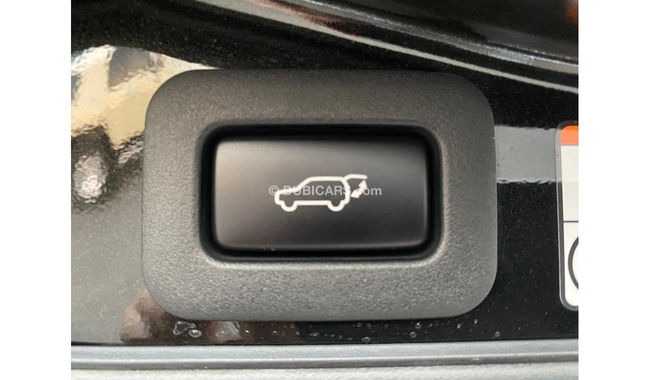 Lexus LX 570 2016 LEXUS LX 570 SPORRT PLUS / FULL OPTION / BEAUTIFULLY MAINTAINED VEHICLE