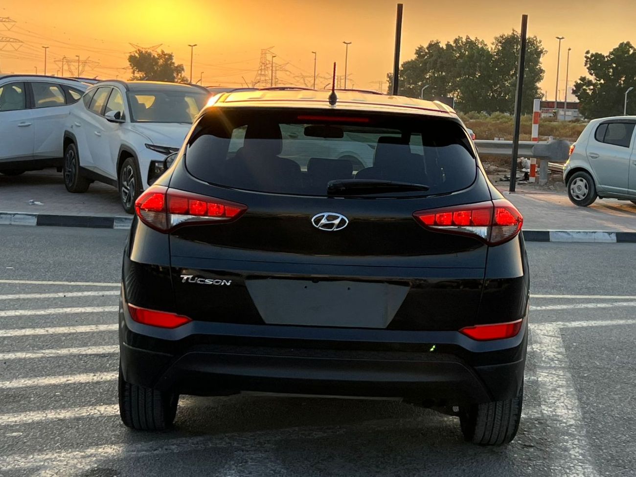 Hyundai Tucson 2018 Hyundai Tucson SE 2.0L V4 - Rear CAM - Cruise  Control -Shape 2021 Modified -