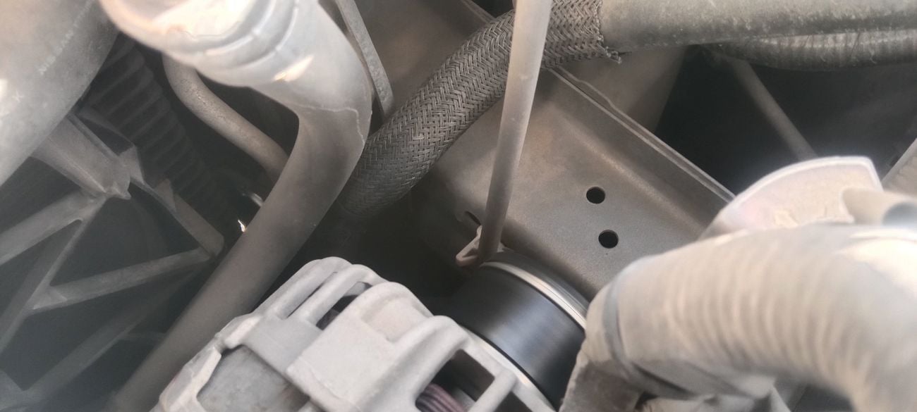 Mitsubishi Outlander HIGHLINE WITH SUNROOF 2.5 | Zero Down Payment | Home Test Drive