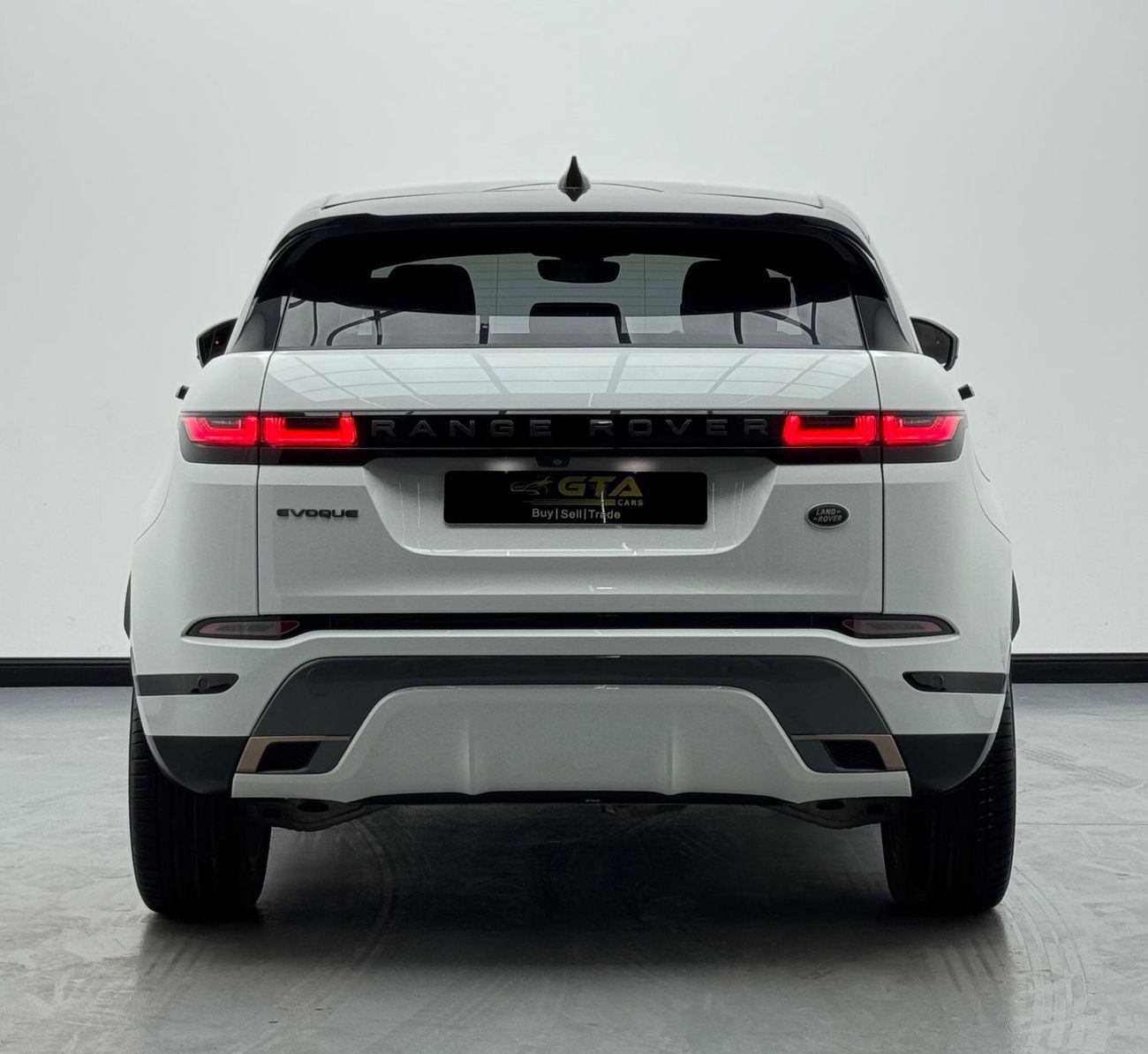 لاند روفر رانج روفر إيفوك P200 R-Dynamic SE 2.0L