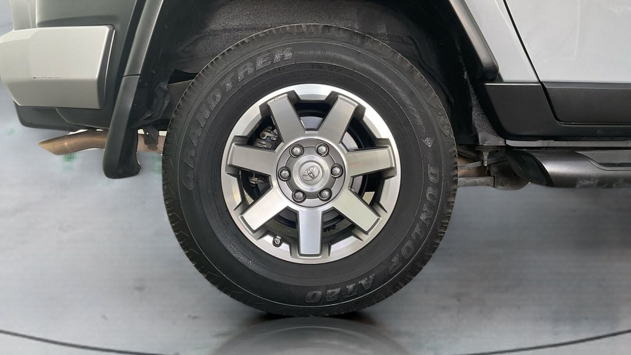 Toyota FJ Cruiser VXR 4.0L VXR | Guaranteed Warranty | 0 Down Payment