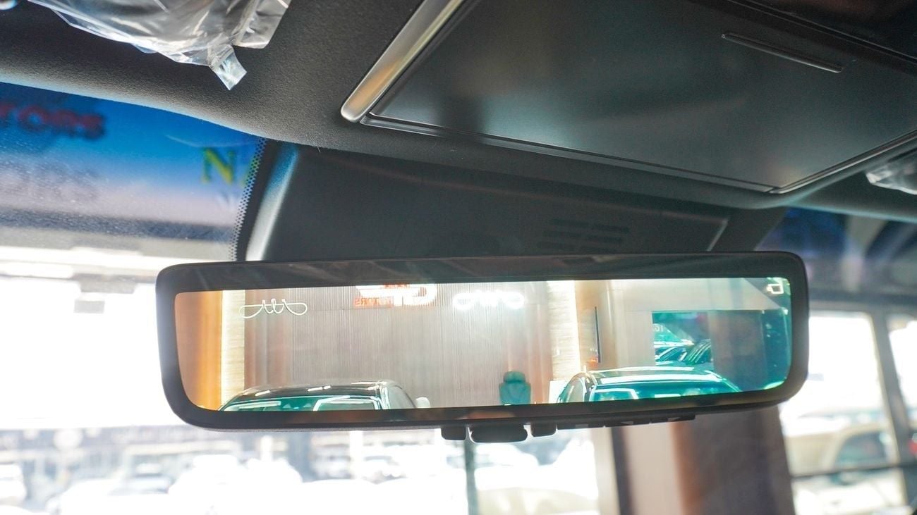 لكزس LX 700h 3.5L V6  4 Seater VIP