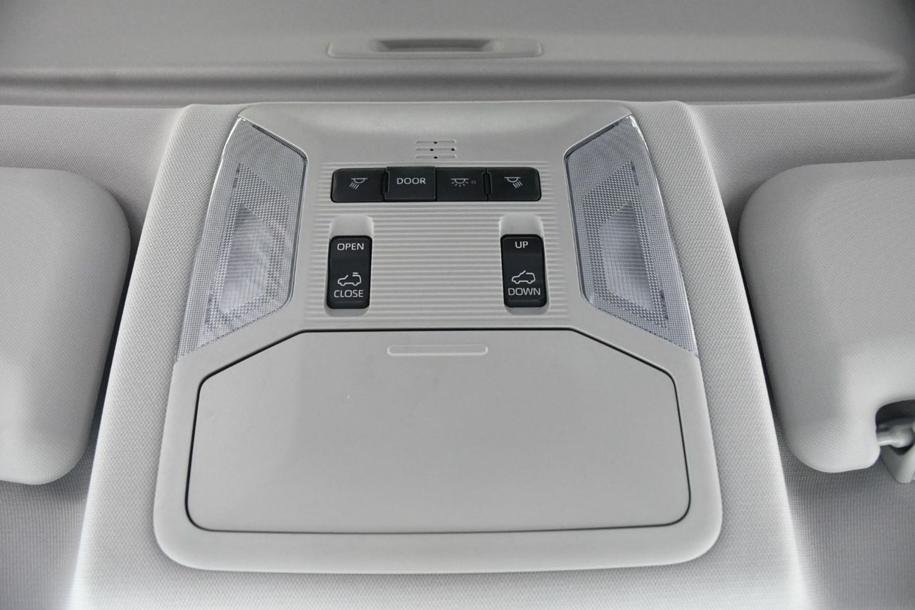 تويوتا راف ٤ 2.5L Hybrid Mid Option ( Ready Stock)