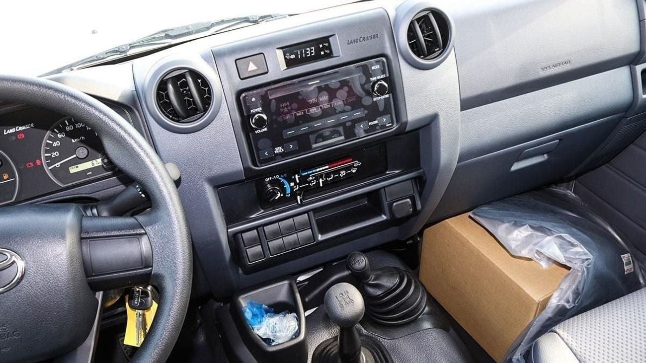 Toyota Land Cruiser Pick Up LC79 4.2L Diesel 6-Cylinder 2025YM [Open Destination]