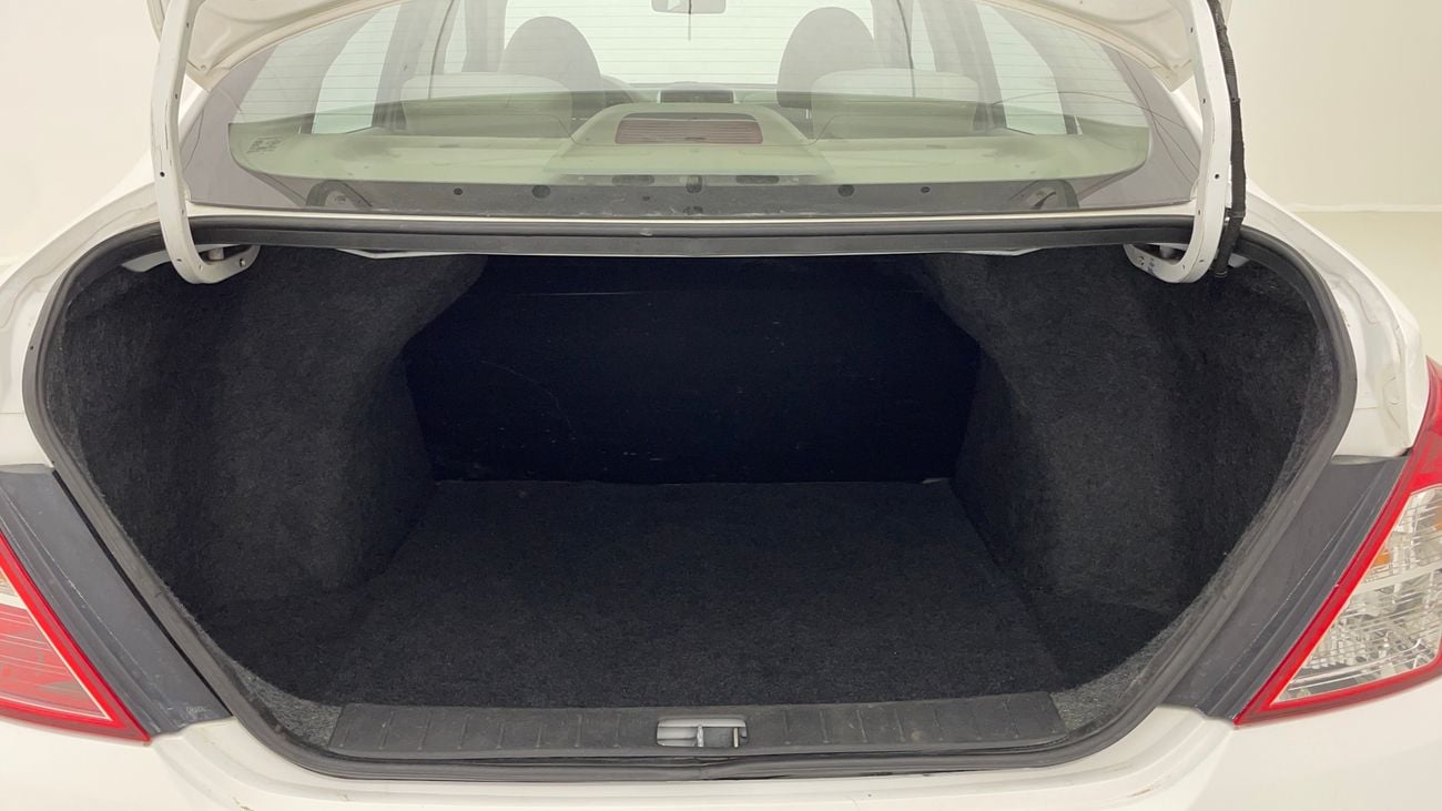 Nissan Sunny SV 1.5 | Zero Down Payment | Home Test Drive